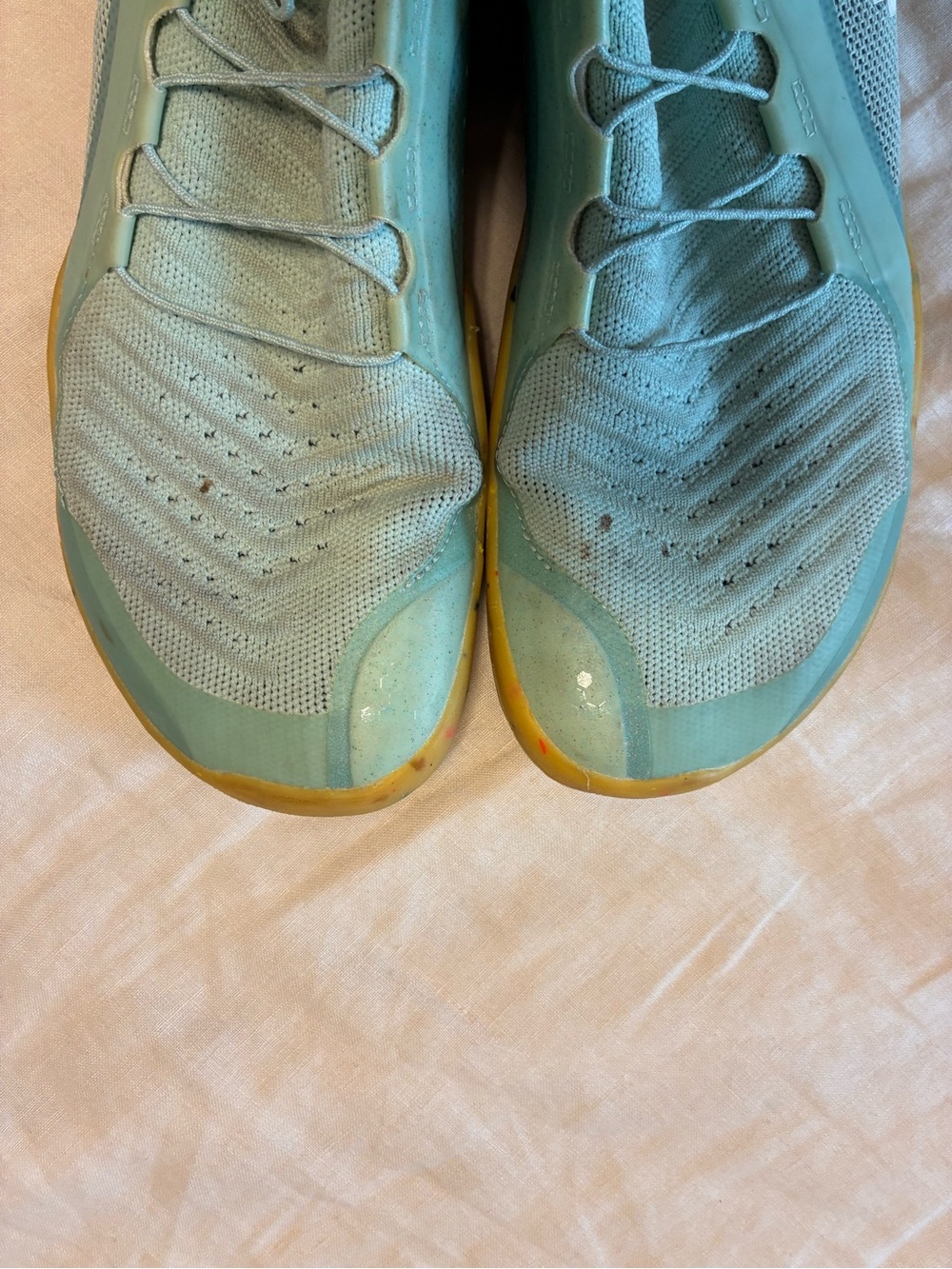 Vivo barefoot sneakers - Picture 2 of 4